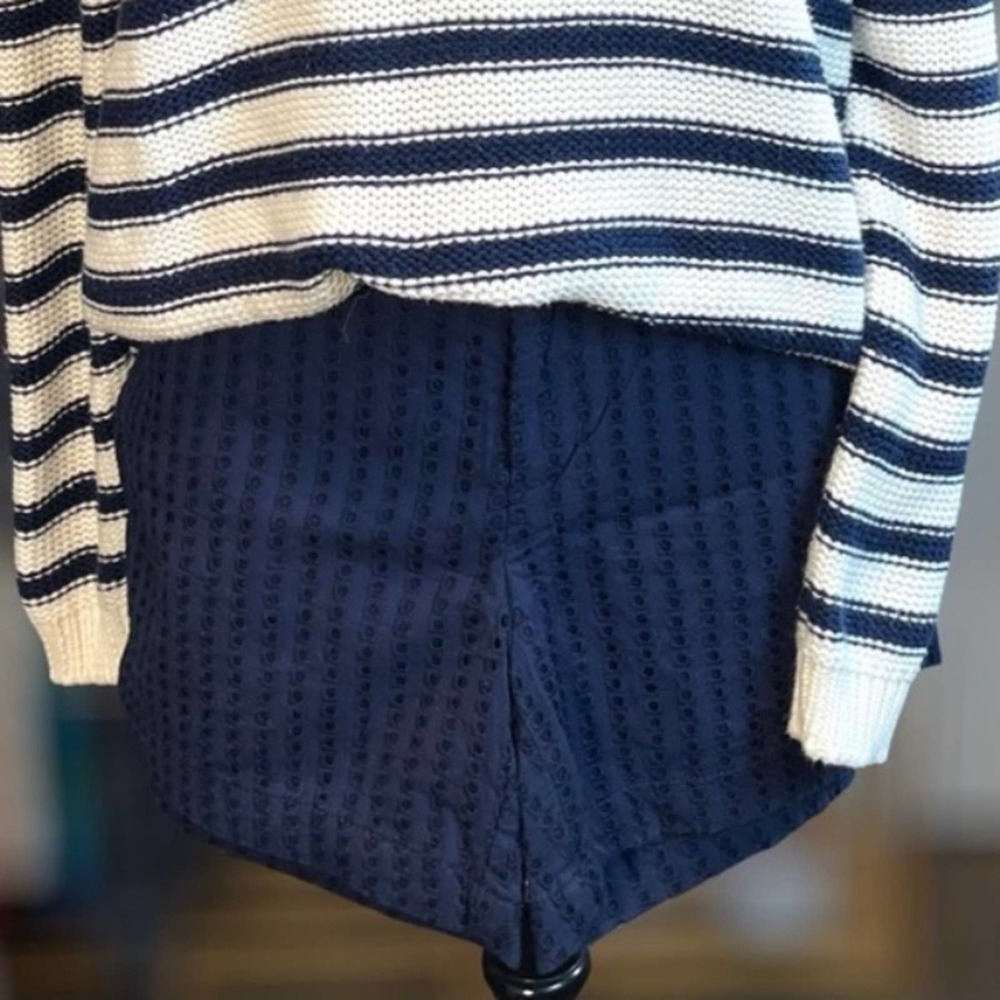MERONA ~ Navy Eyelet Shorts ~ Size 6